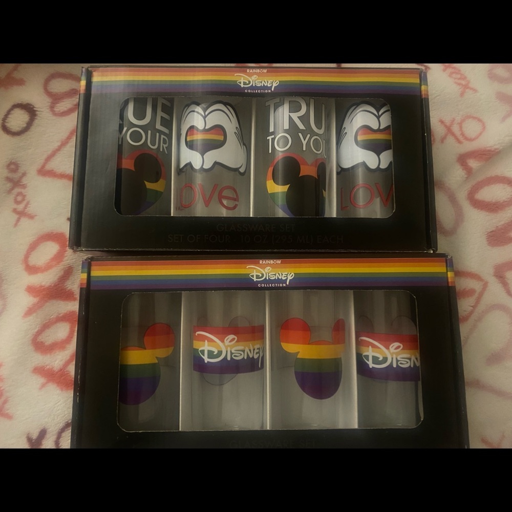 Disney rainbow collection glassware set of four